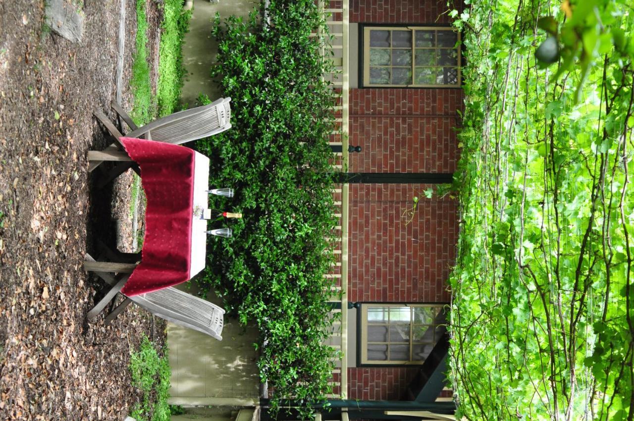 Holmhurst Guest House 巴瑟斯特 外观 照片