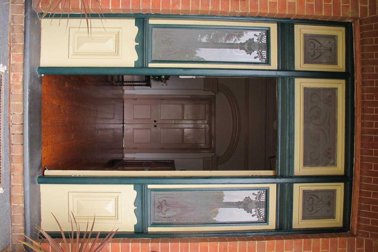 Holmhurst Guest House 巴瑟斯特 外观 照片