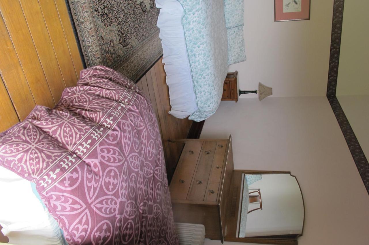 Holmhurst Guest House 巴瑟斯特 外观 照片